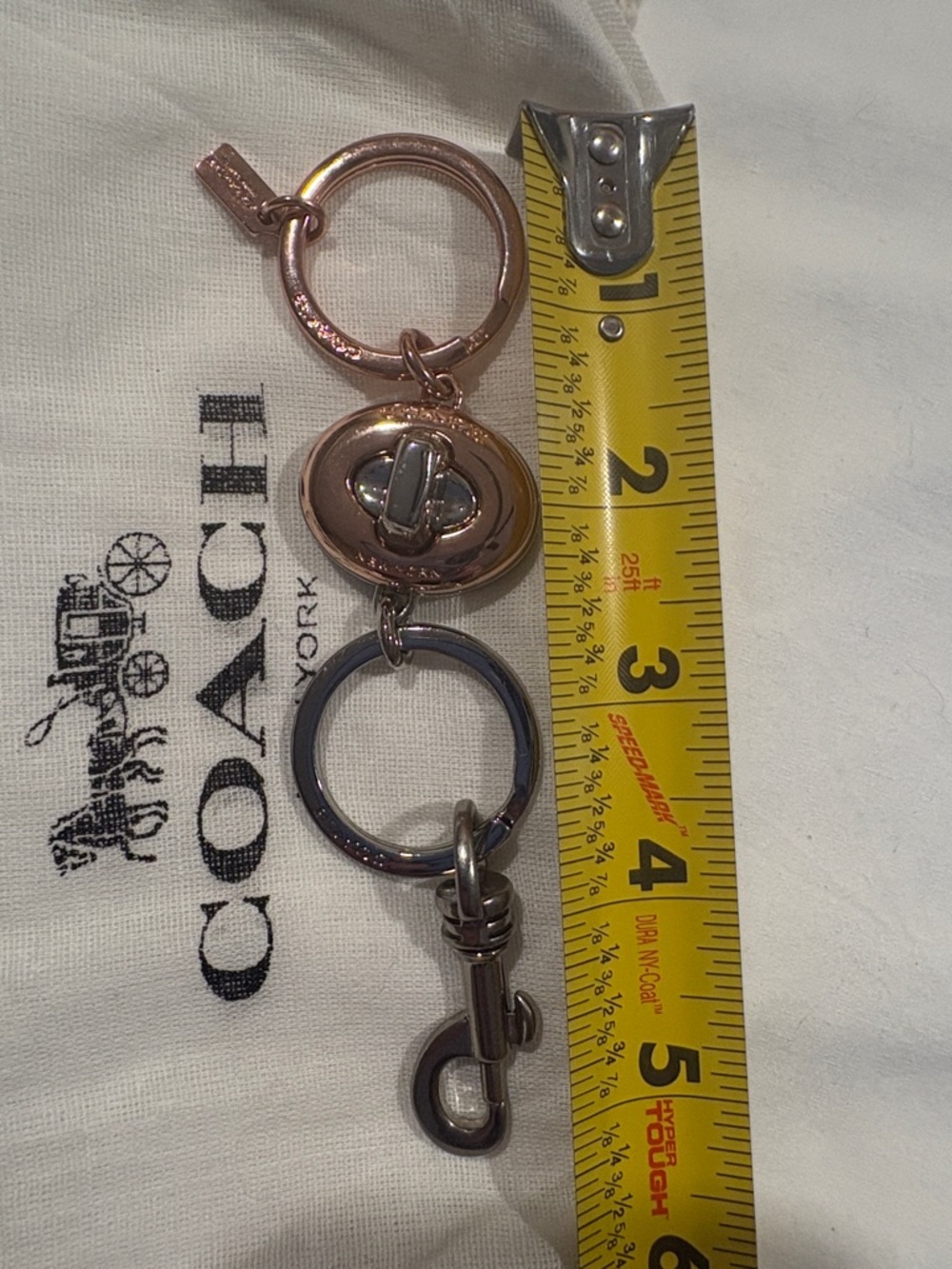 NWOT Coach Two-Tone Turnlock Valet Key Fob - Rose Gold & Silver - Picture 8 of 11